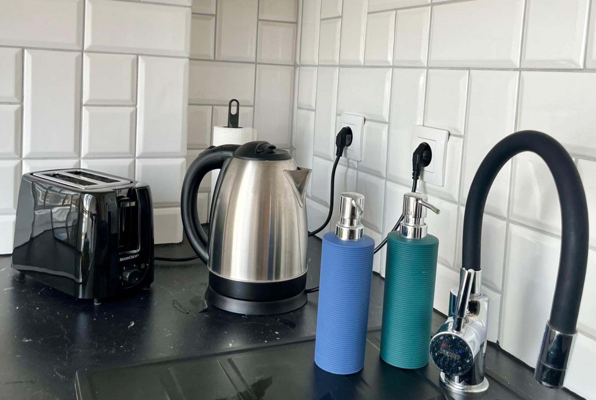 Feelhome Apartment With Kitchen Красков Екстериор снимка